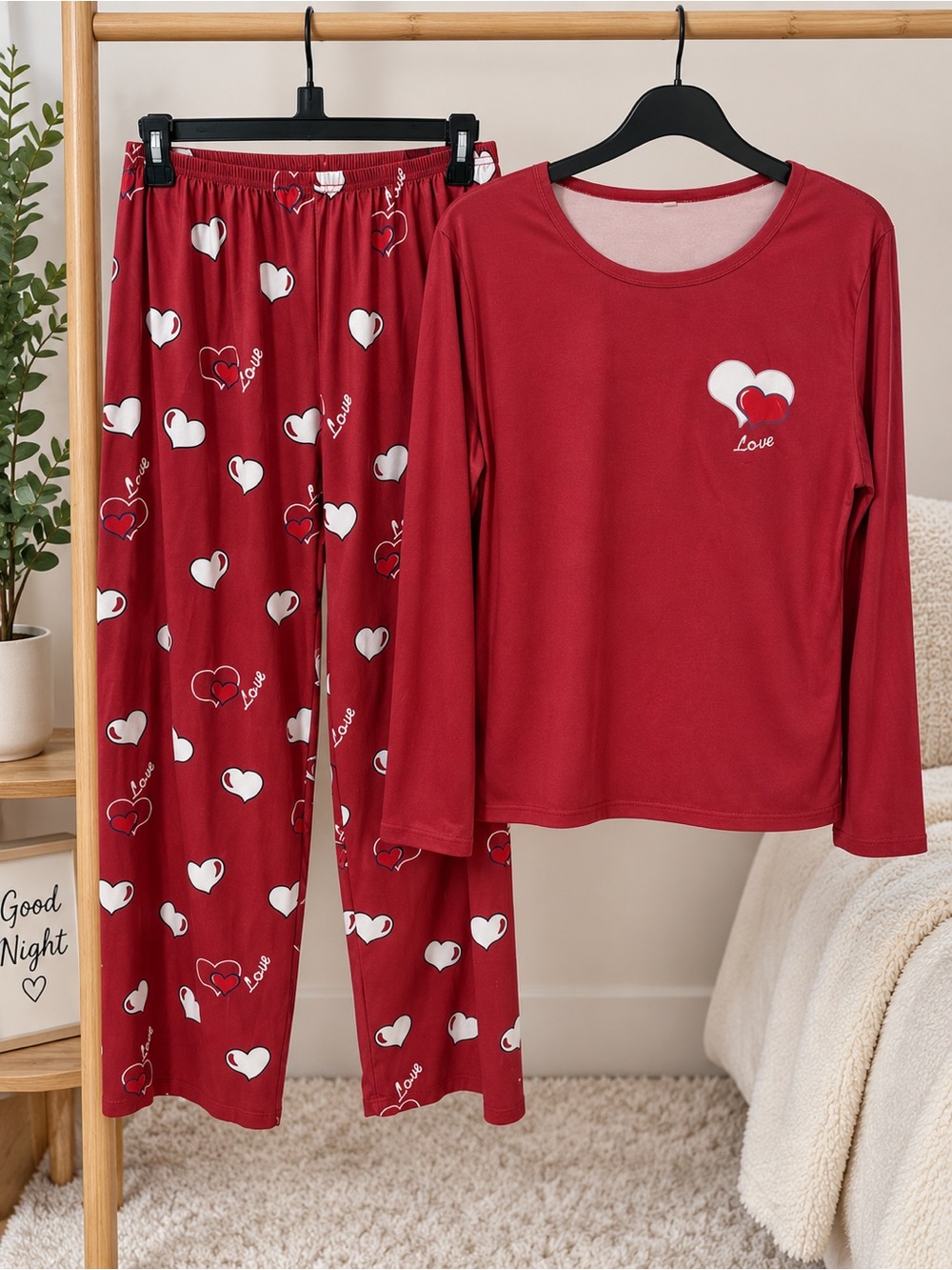 Women's Red Heart Print Pajama Set - Love Long Sleeve Top & Pants